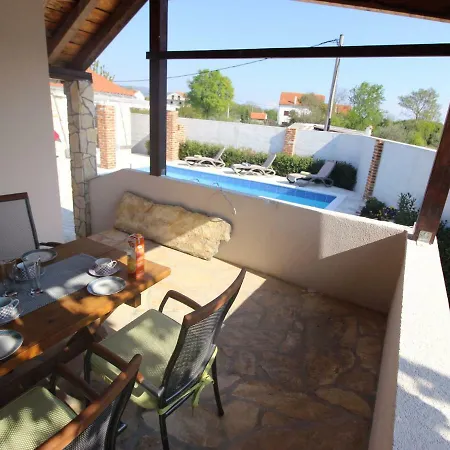Villa Charming With Private Pool And Covered Terrace 3 And Bathrooms