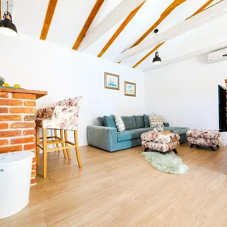Villa Charming With Private Pool And Covered Terrace 3 And Bathrooms Pridraga