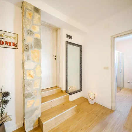 Charming With Private Pool And Covered Terrace 3 And Bathrooms Villa *