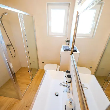 Charming With Private Pool And Covered Terrace 3 And Bathrooms Villa