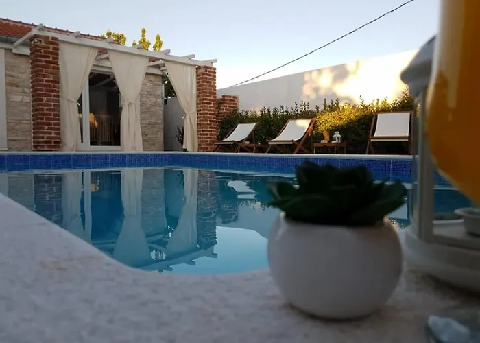 In With Private Pool *