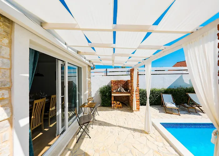 In With Private Pool *