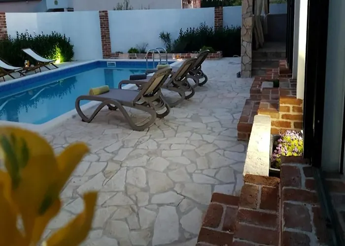 Villa In With Private Pool