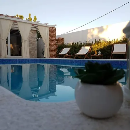 In With Private Pool *