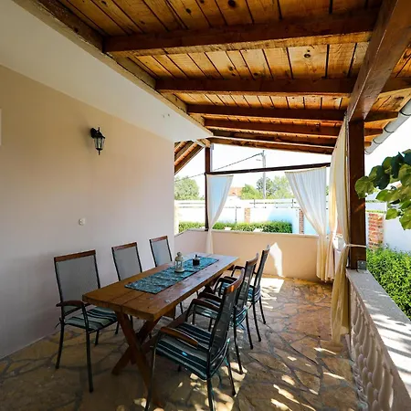 In With Private Pool Pridraga