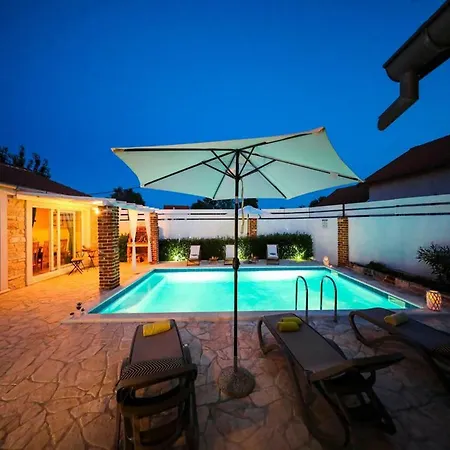 In With Private Pool