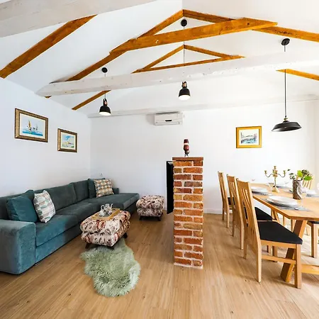 Villa In With Private Pool *