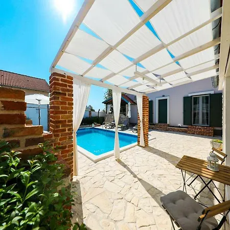 In With Private Pool * Pridraga