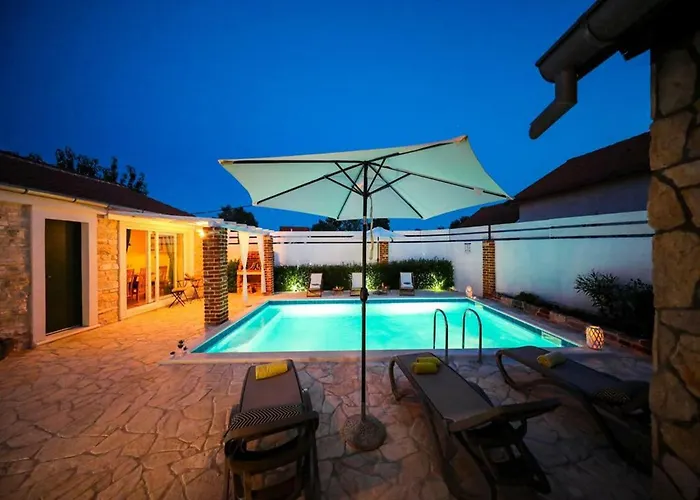 In With Private Pool