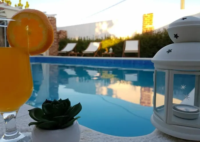 In With Private Pool Pridraga